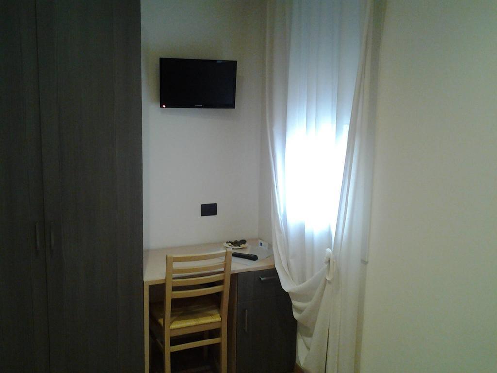 Agrialloggi La Palazzina 쿠르타롤로 객실 사진