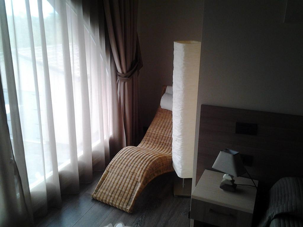 Agrialloggi La Palazzina 쿠르타롤로 객실 사진