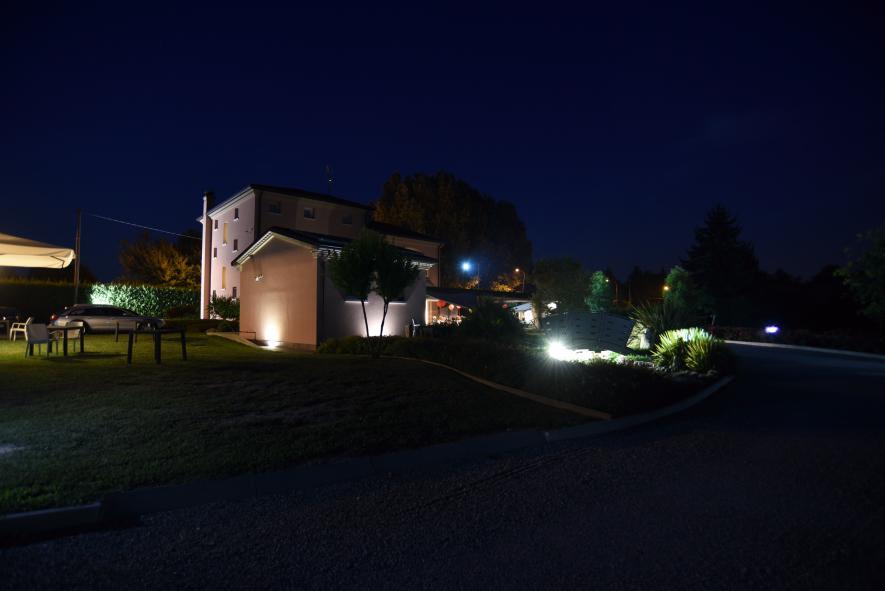 Agrialloggi La Palazzina 쿠르타롤로 외부 사진